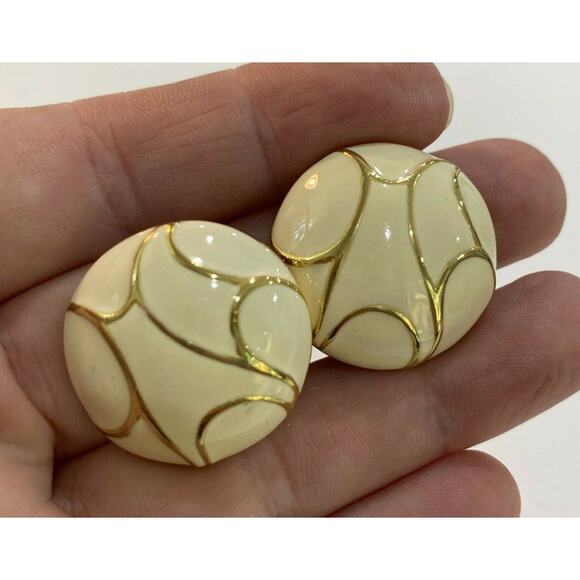 Vintage 1980 clip on earrings gold & cream enamel - Picture 3 of 3